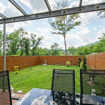 Auszeit Steiraland 1 Mit Privaten Garten Ueberdachter Terrasse Und Parken Leoben  Exterior foto