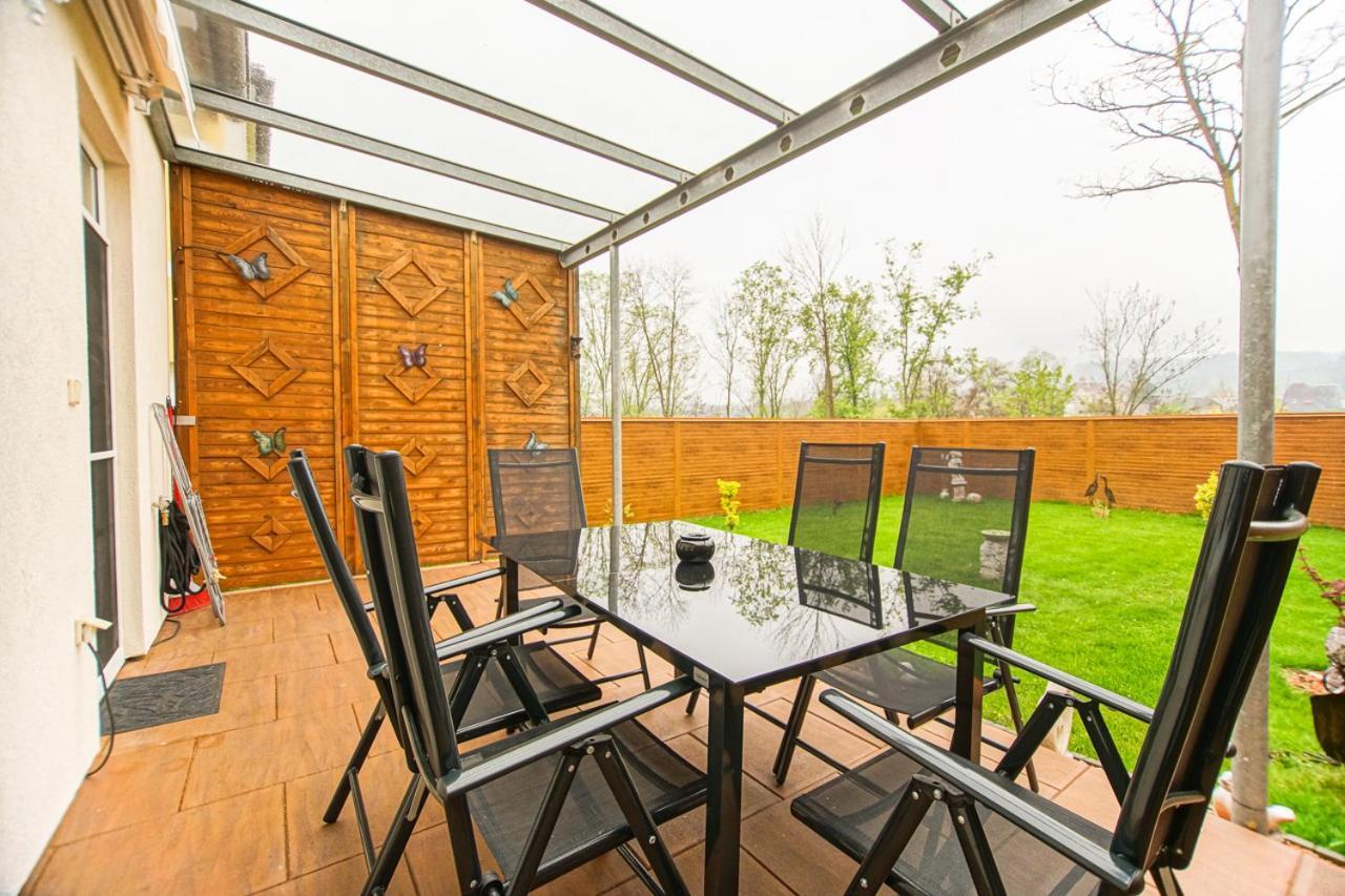 Auszeit Steiraland 1 Mit Privaten Garten Ueberdachter Terrasse Und Parken Leoben  Exterior foto