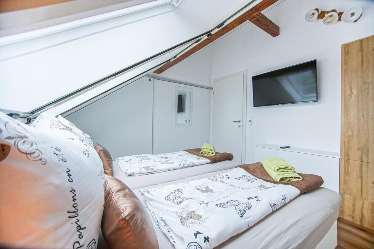 Auszeit Steiraland 1 Mit Privaten Garten Ueberdachter Terrasse Und Parken Leoben  Exterior foto